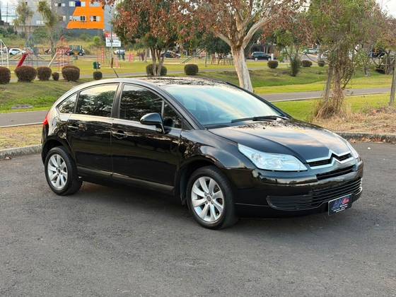 CITROËN C4 2.0 GLX 16V FLEX 4P MANUAL